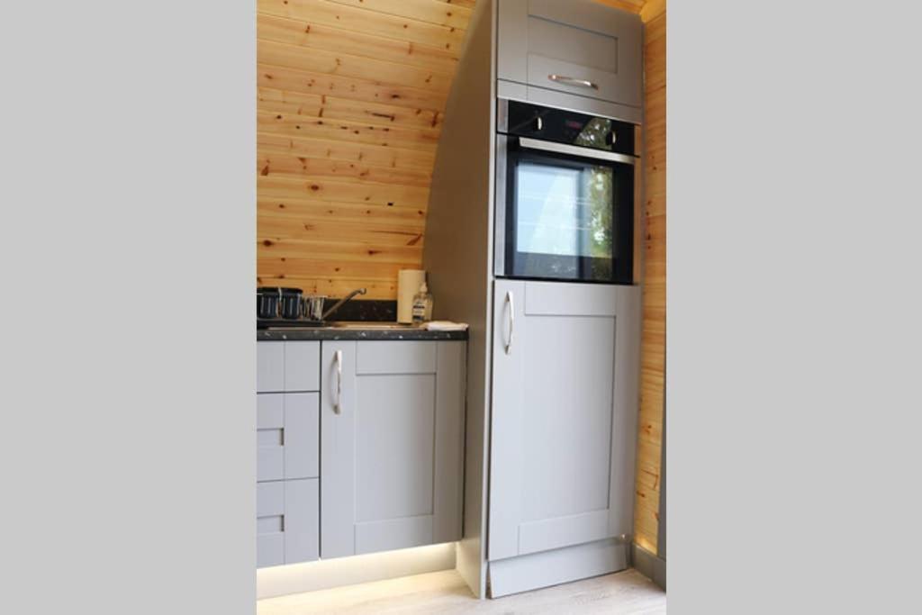 Glampods Glamping Pod - Meet Highland Cows And Sheep Elgin Villa Dış mekan fotoğraf